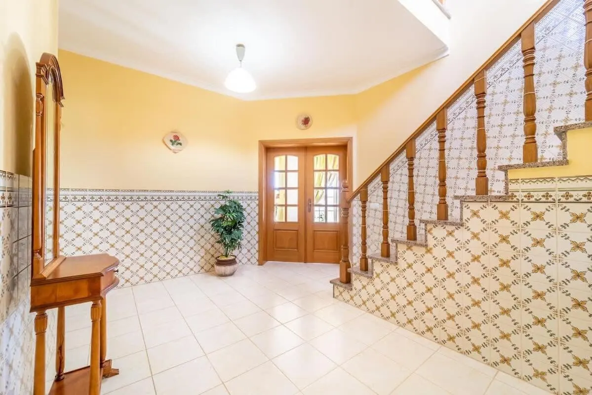 Holiday home Villa Mina - Large House Sleeps 9, Walk To Beach, Golf And Shops Guia
